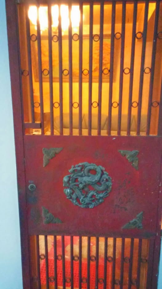 明明是屋主，卻還在繳「保護費」